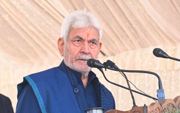 LG Sinha lays foundation for Jammu University’s regional centre in Budgam