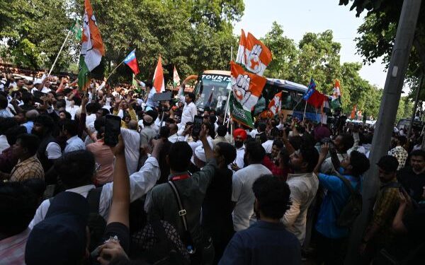Delhi traders protest demanding postponement of INDIA bloc rally until after Diwali