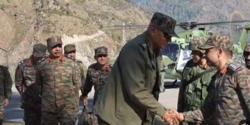 Northern army commander reviews operational preparedness along LoC in Poonch-Rajouri sector