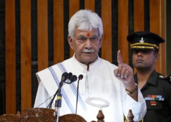 LG calls for truth, responsible use of technology on Gandhi Jayanti