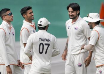 Pacer Rohit Sharma’s five-for helps J&K bowl out MP for 196