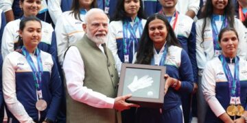 PM meets Asian Games medal winners; reiterates resolve to host 2036 Olympics