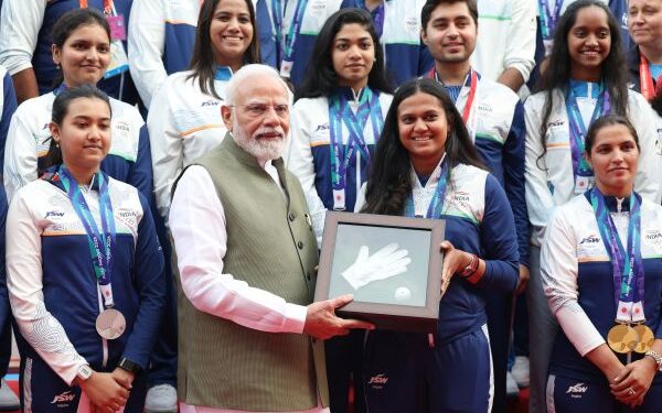 PM meets Asian Games medal winners; reiterates resolve to host 2036 Olympics