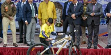 Over 4,000 participate in Srinagar cycling event as DGP vows expanded youth engagement