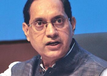 SEBI chairman warns investors against anonymous tips, finfluencers; launches Project Jagrook