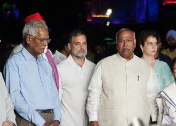 INDIA bloc to hold protest march in Delhi on Monday, submit memorandum to CJI